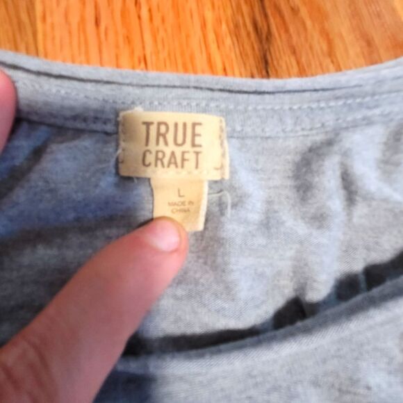 True Craft Long Sleeve Split Raw Hem Top Large - Picture 2 of 3